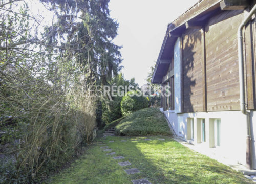 Appartement To rent à Genève Cité