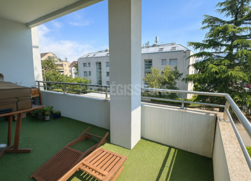 Appartement To sell à Rive Droite (campagne)