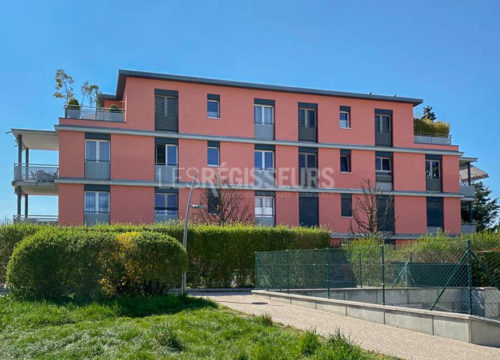 Appartement To rent à Perly