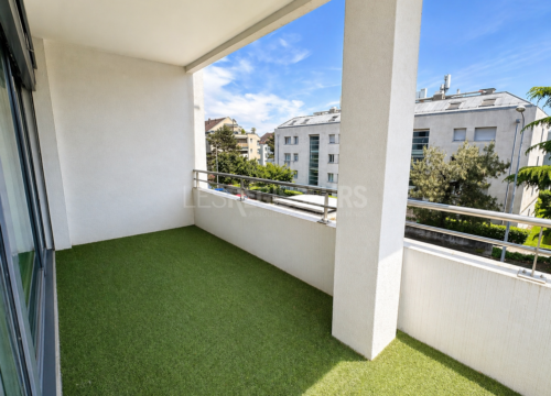 Appartement à vendre à Rive Droite (campagne)